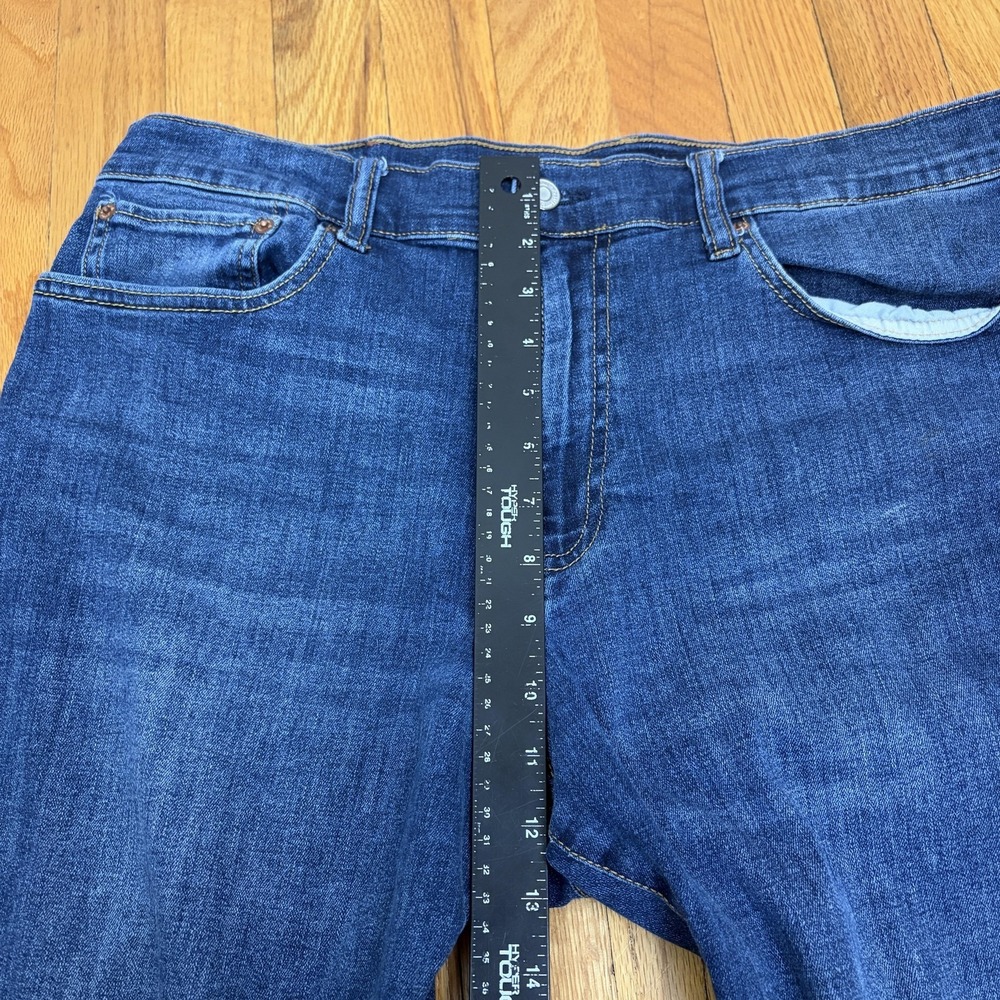 Lucky Brand 410 Athletic Straight Jeans Mens 36x32 Blue‎ Med Wash Denim - Picture 9 of 11